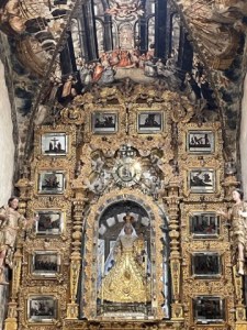 Santuario de Jesús Nazareno de Atotonilco, front altar