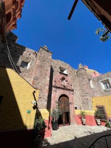 Templo de la Salud courtyard