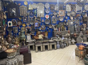 Treasures of all kinds at Labyrinthe du Sud